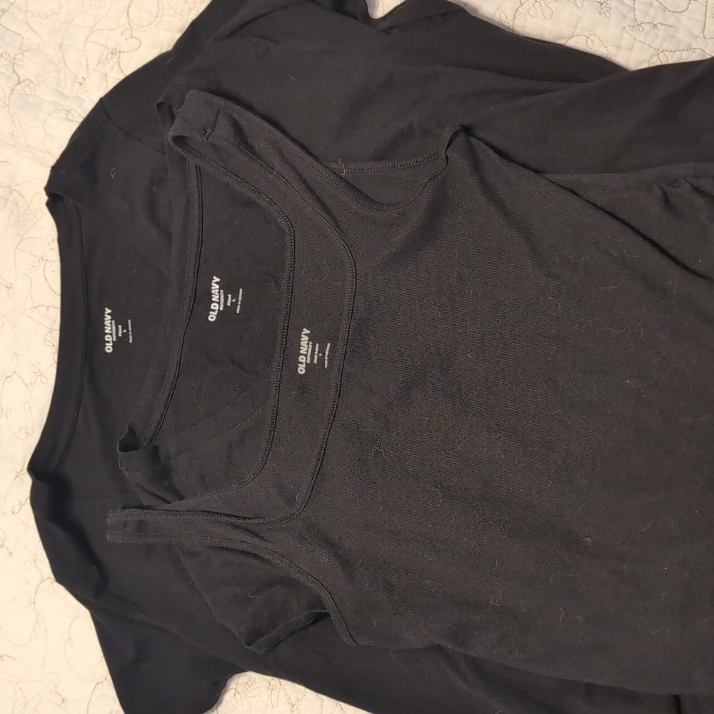 Old Navy maternity shirts bundle - 2 t-shirts, 1 tank top